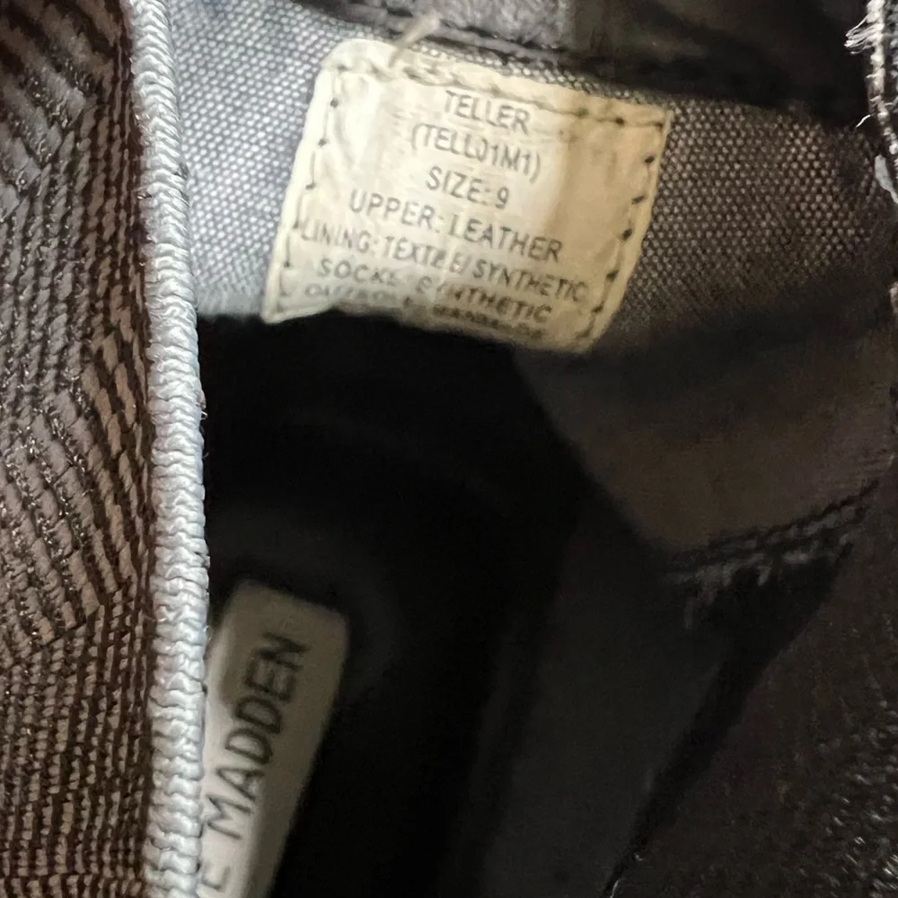 Steve Madden Suede Teller Chukka Boots 9